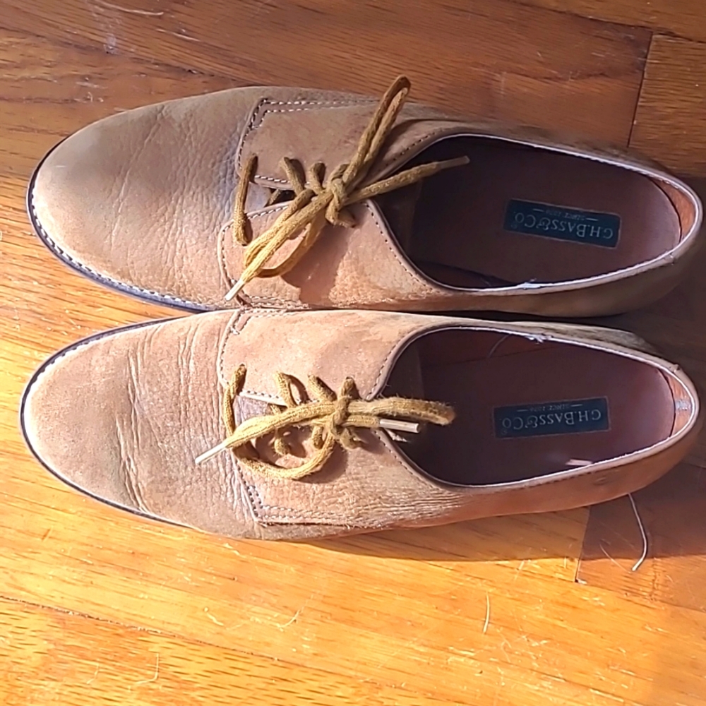 G. H. Bass Co. Women's leather shoes 7.5